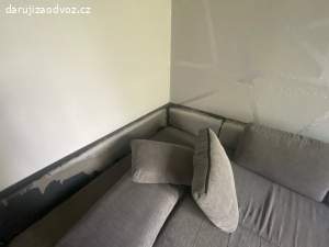 12 let stara sedačka