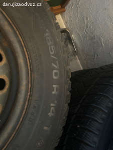 185/70 R14 Uniroyal