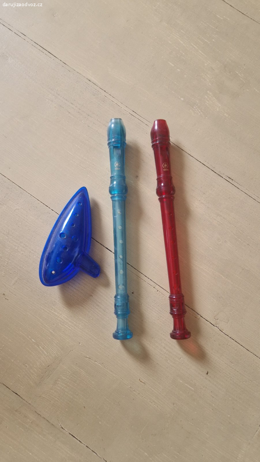 2× zobcová flétna Yamaha + okarína