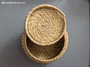 2x proutěný košík (15 cm, 11 cm)