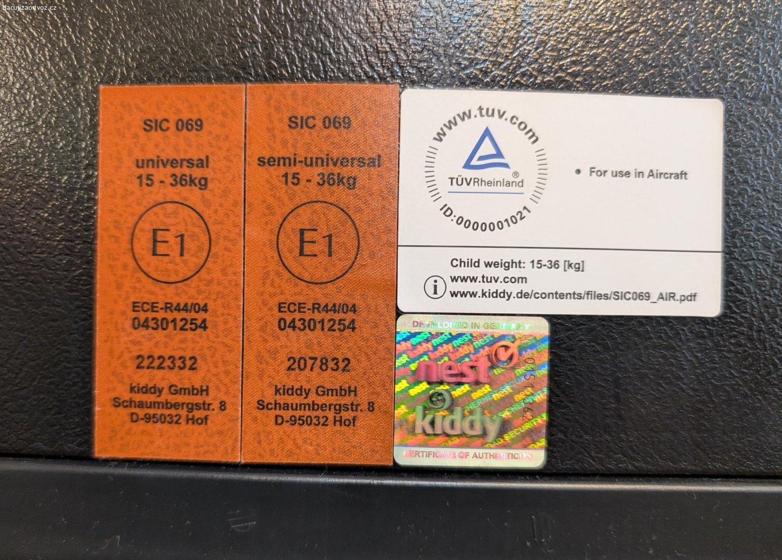 Autosedačka Kiddy 15-36kg. Daruji dětskou autosedačku Kiddy skupiny II/III pro hmotnost 15-36kg. 

Nese známky používání, avšak pouze kosmetického rázu.
Nekuřácká rodina.