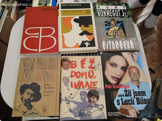 balik knih. knihy jsou ve vybornem stavu až jako nove, zabelny v bedne, odeslu balikovnou 99, kuryr na adresu 150