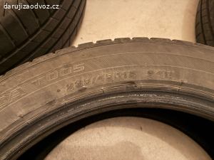 Bridgestone Turanza T005 235/45 R18