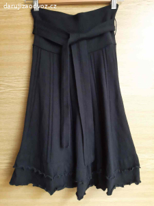 Černá úpletová sukně Promod, vel. S