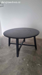 Černý stůl Ikea