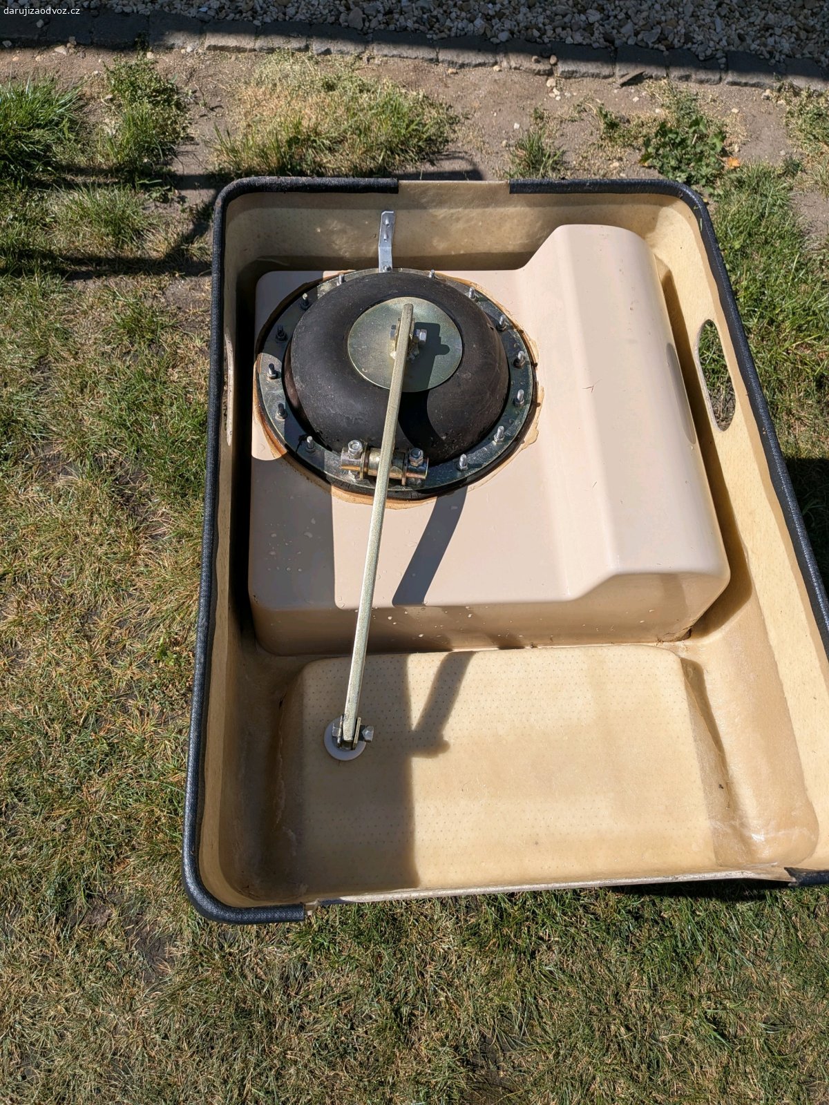 Chemické WC. Provapo vestavný chemicky záchod Eco WC IV. Používaný cca 5 let, funkční bez problémů.