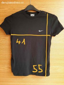 Dámské černé tričko Nike, vel. M