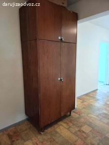 Darujeme skřín´s nástavcem.