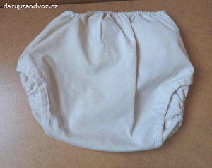 Daruji 2 kusy svrchních plen vel. 9-12 kg