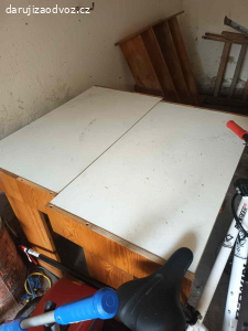 Daruji 2 stoly