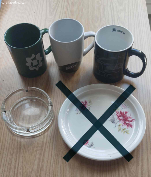 Daruji 3x hrnek, 1x popelník