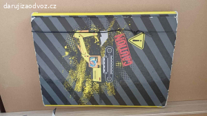 Daruji aktovku, složku na sešity a pouzdro