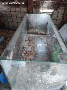 Daruji akvárium/terárium