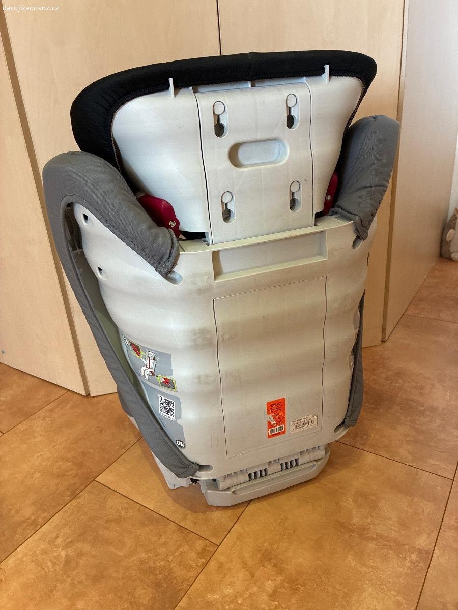 Daruji Autosedačku Britax Römer. Stav viz foto. Po dvou dětech.

… Možná bude zapotřebí si pohrát s polstrováním, na funkci nemá vliv. ;-)

Kdo dřív přijde, aneb nerezervuji.

Reaguji jen na WhatsApp zprávu.

Když napíšete dnes do 18.00 tento víkend je možné předání i v Plzni.