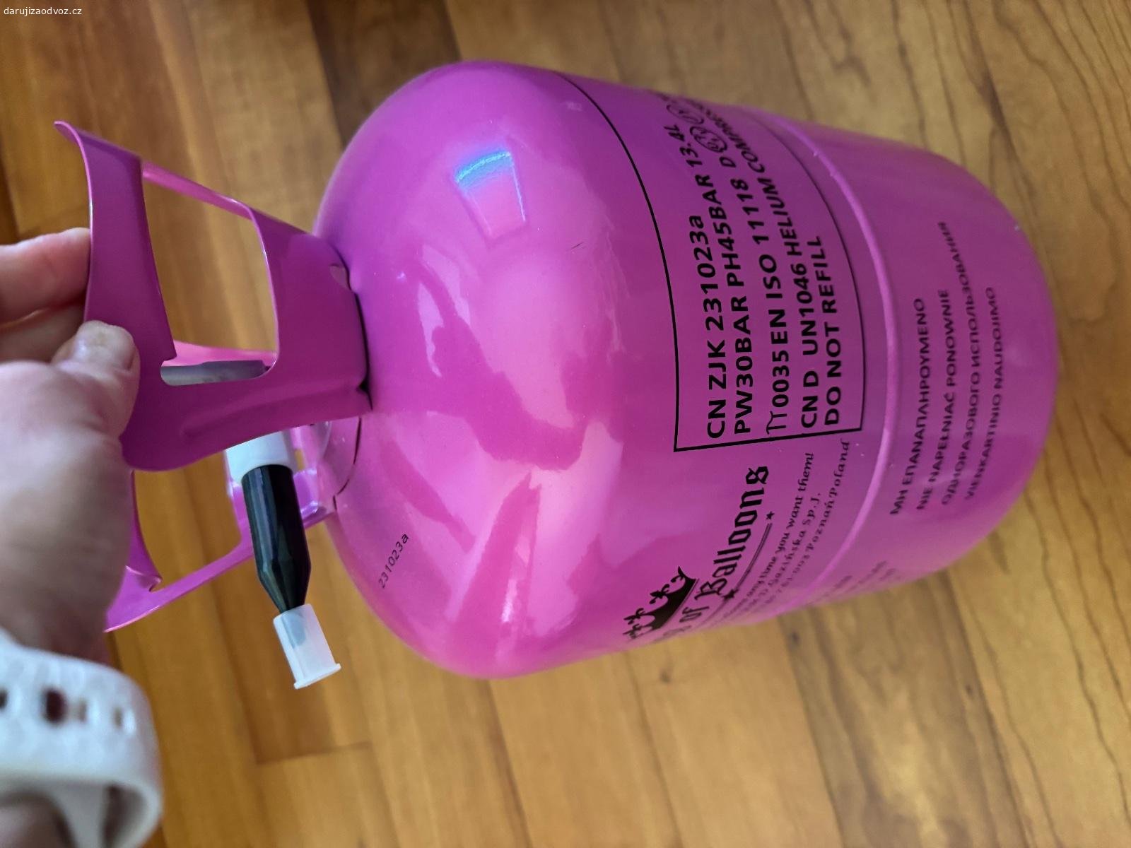 Daruji balonky - latex + zbytek lahve helium .. Daruji balonky latex + zbytek helium lahve na dofouknuti případně .