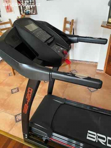 Daruji běžecký pás Brother GB 4200