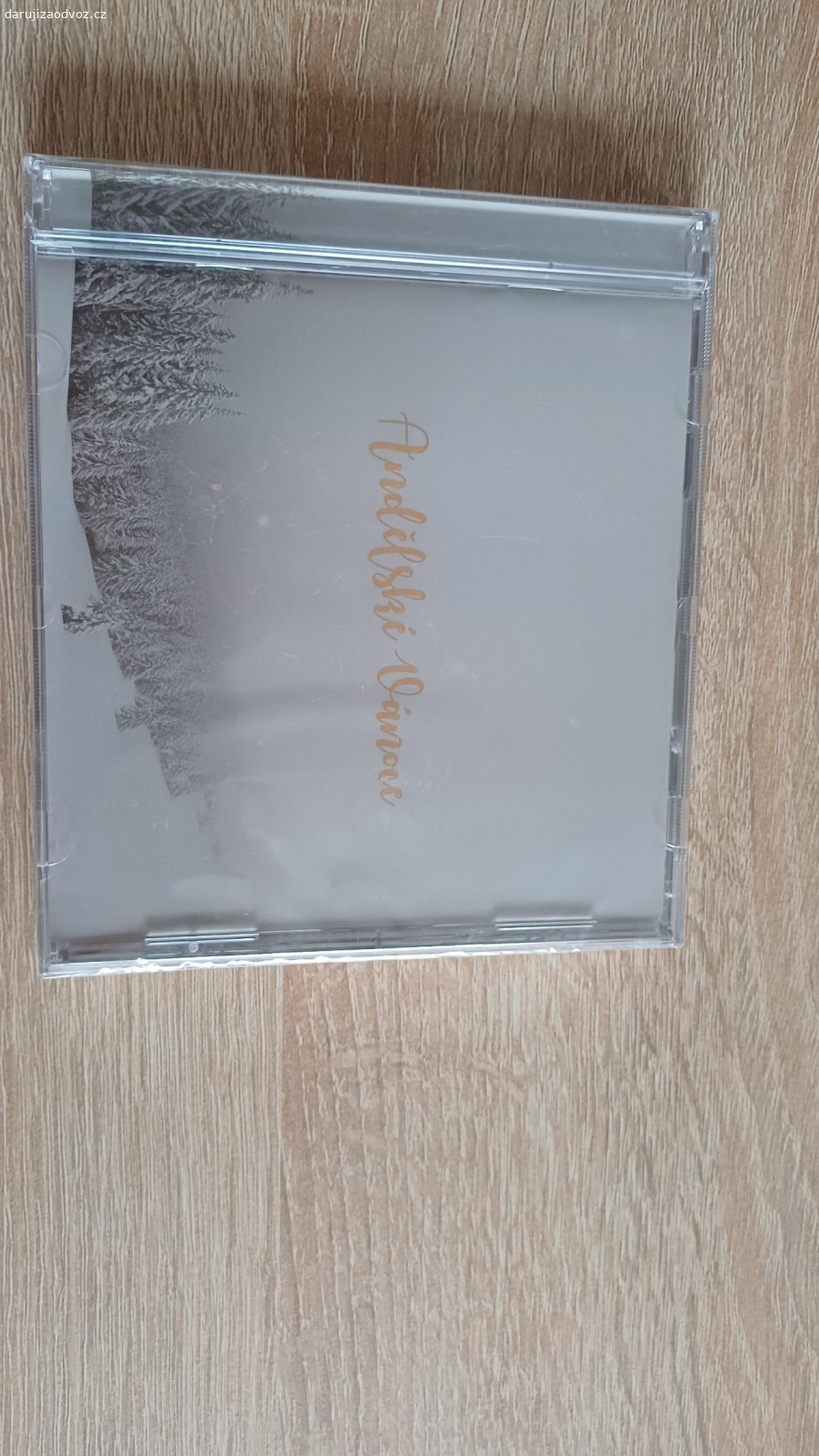 Daruji CD. Daruji originálně zabalené CD Andělské Vánoce.

Pouze osobní předání v Plzni na Bolevci.