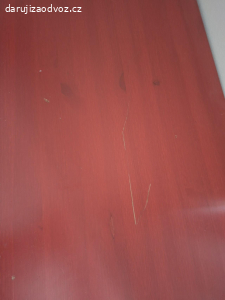 daruji červenou komodu