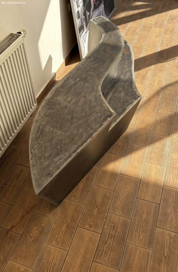Daruji designový dekorativní objekt za odvoz