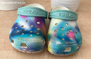 Daruji dětské Crocs vel. 27