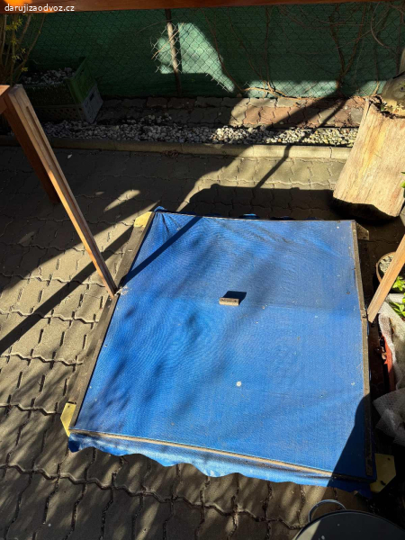 Daruji dětské pískoviště