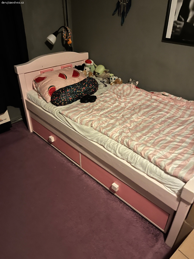 Daruji dětskou dívčí postel rozkládací