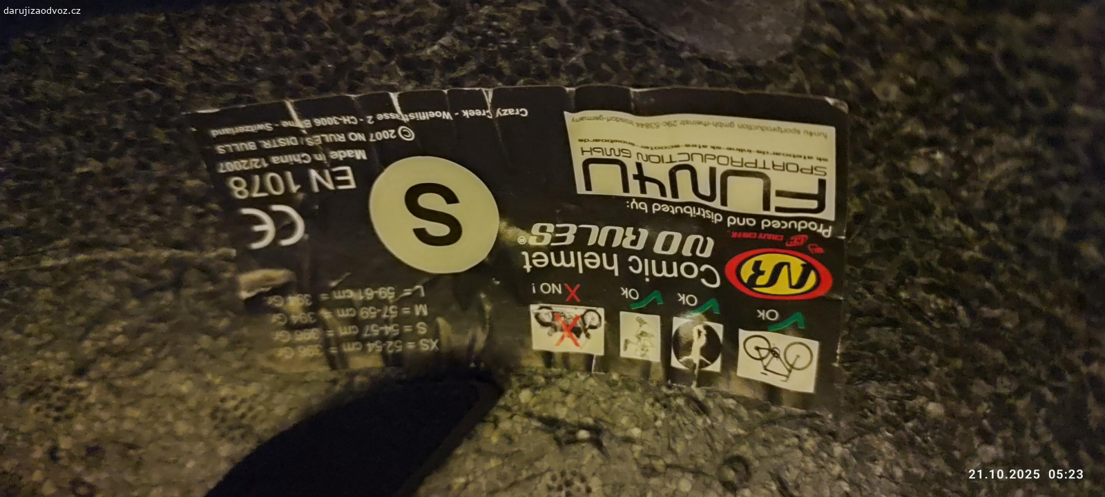 daruji dětskou helmu. daruji dětskou helmu viz foto