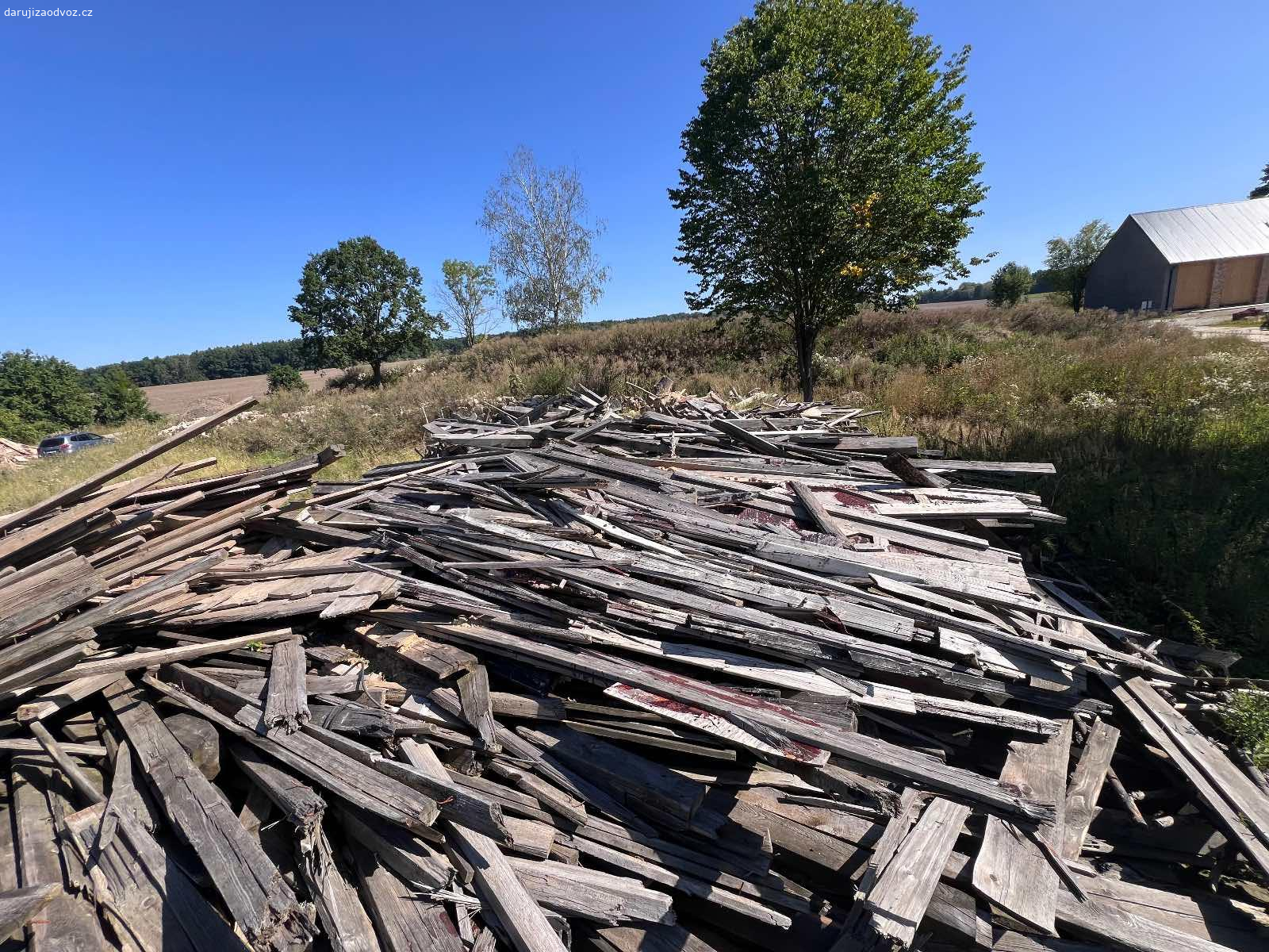 Daruji dřevo z demolice. Viz foto
Může být odhadem 300,400m3 dřeva
