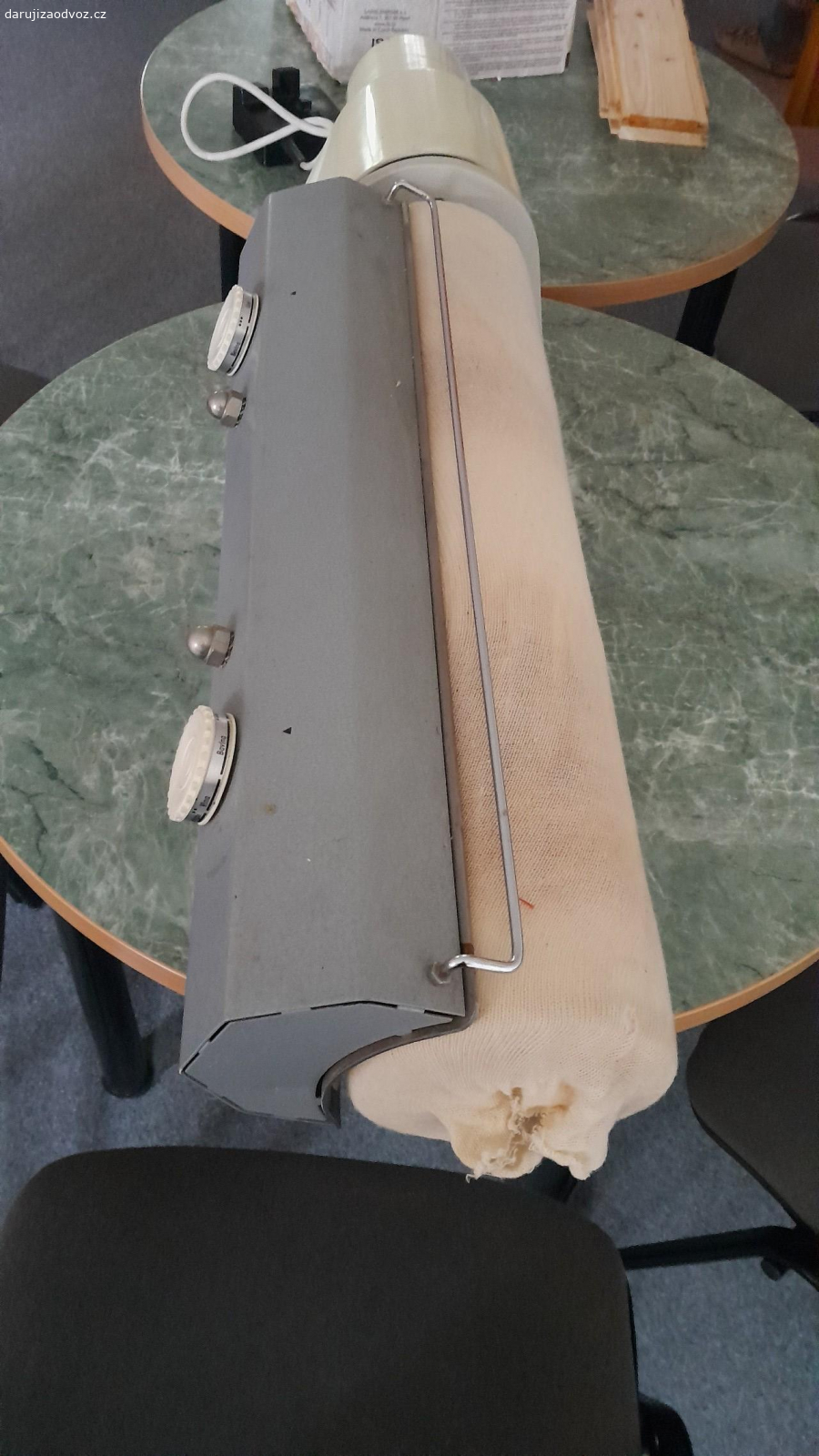 Daruji elektrický mandl. Daruji nefunkční mandl na náhradní díly atd.