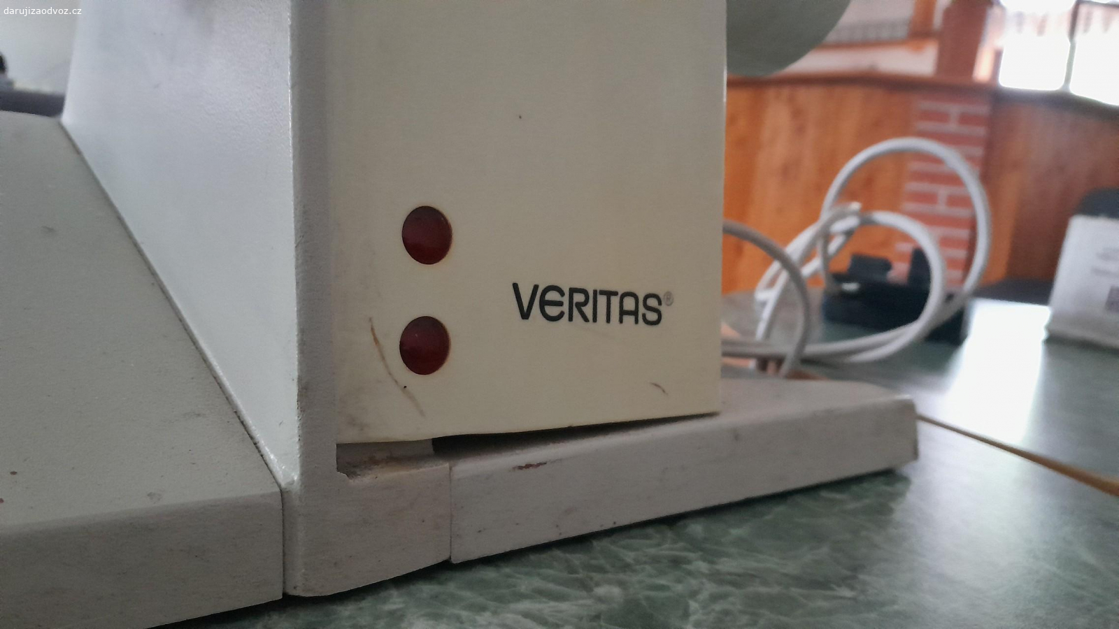 Daruji elektrický mandl. Daruji nefunkční mandl na náhradní díly atd.