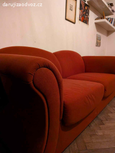 Daruji gauč za odvoz (Holešovice), spěchá