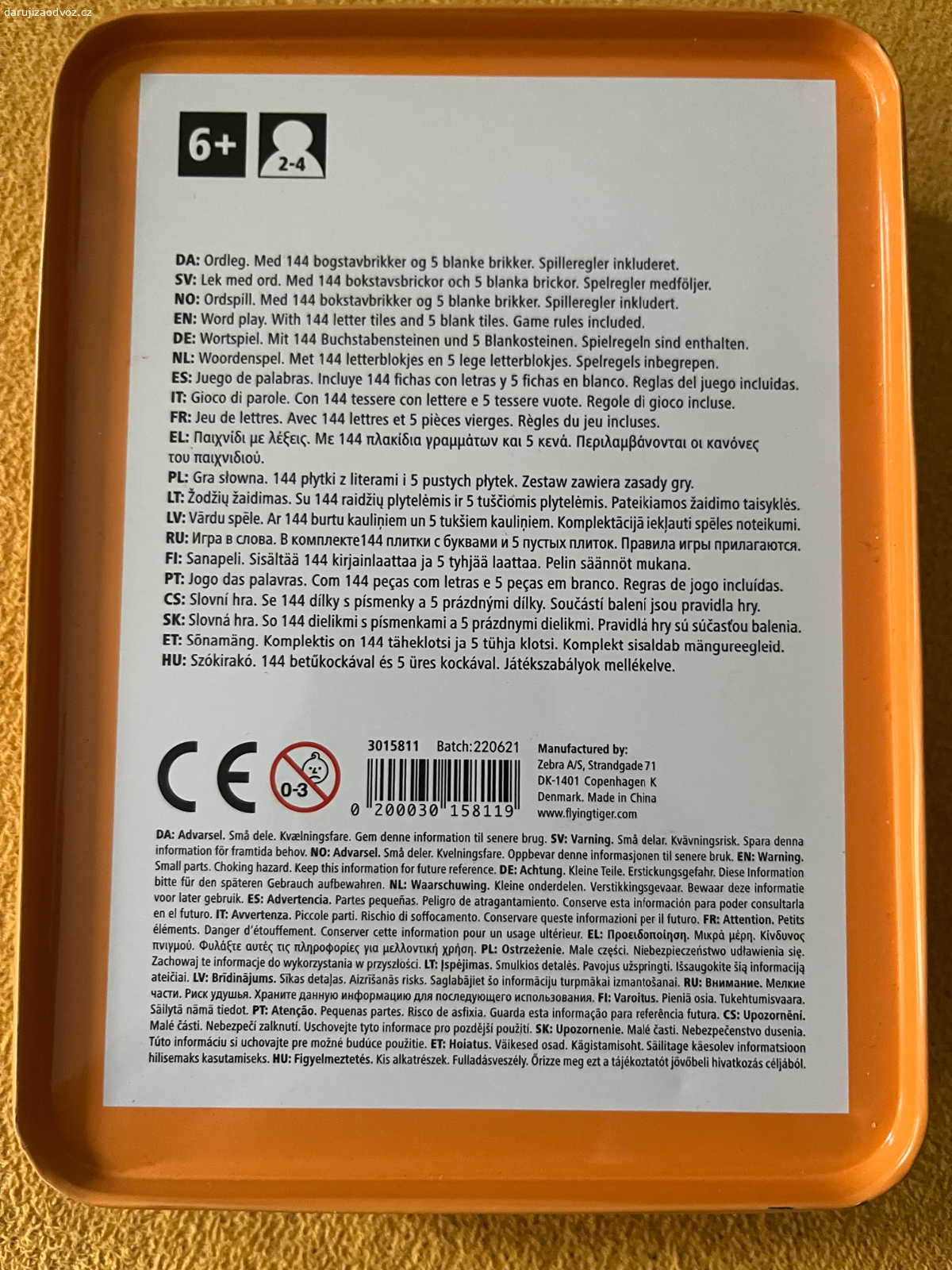 Daruji hru SCRABLE. Pouze osobní odběr Praha - Chodov, případně po domluvě lze na trase metra C. Kousek ovoce potěší :-)