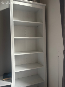 Daruji IKEA knihovnu