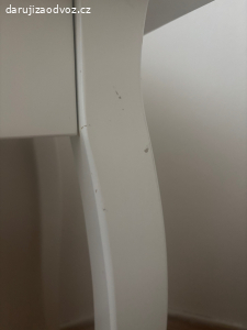 Daruji IKEA makeup stolek se stoličkou