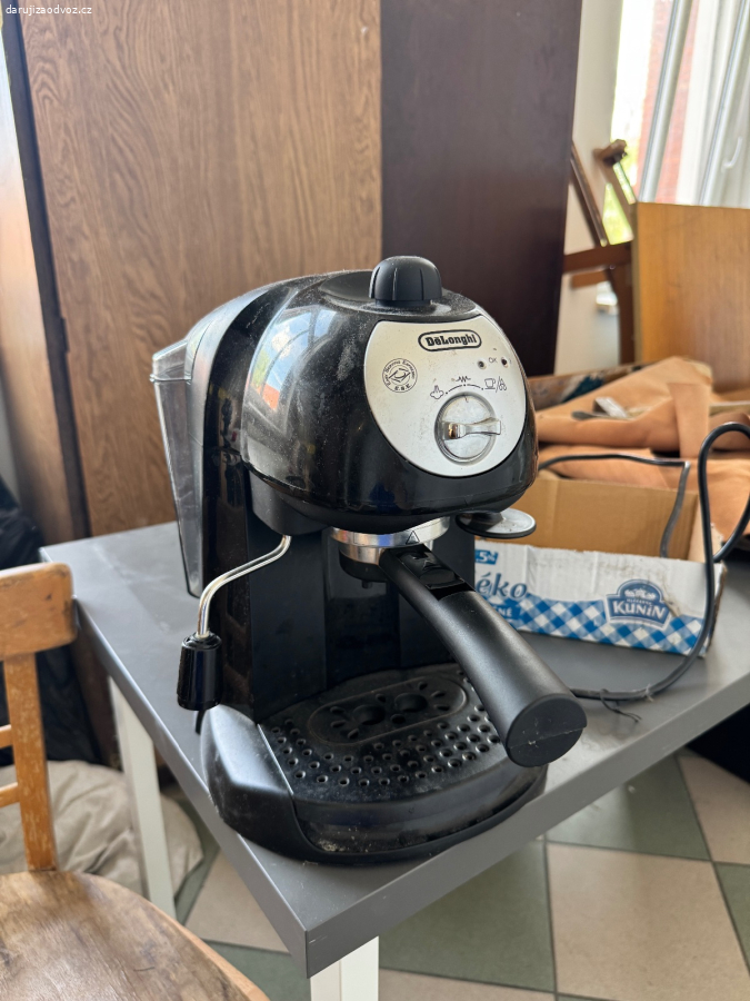 Daruji kávovar DeLonghi EC201CD.B