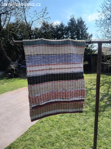 Daruji koberec za odvoz.