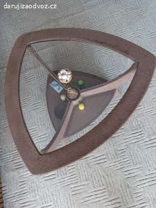 Daruji konferenční stolek