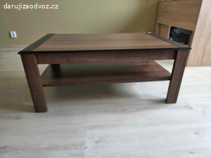 Daruji konferenční stolek