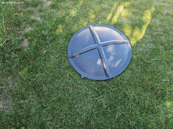 Daruji kryt na retencni zahradni nadrz