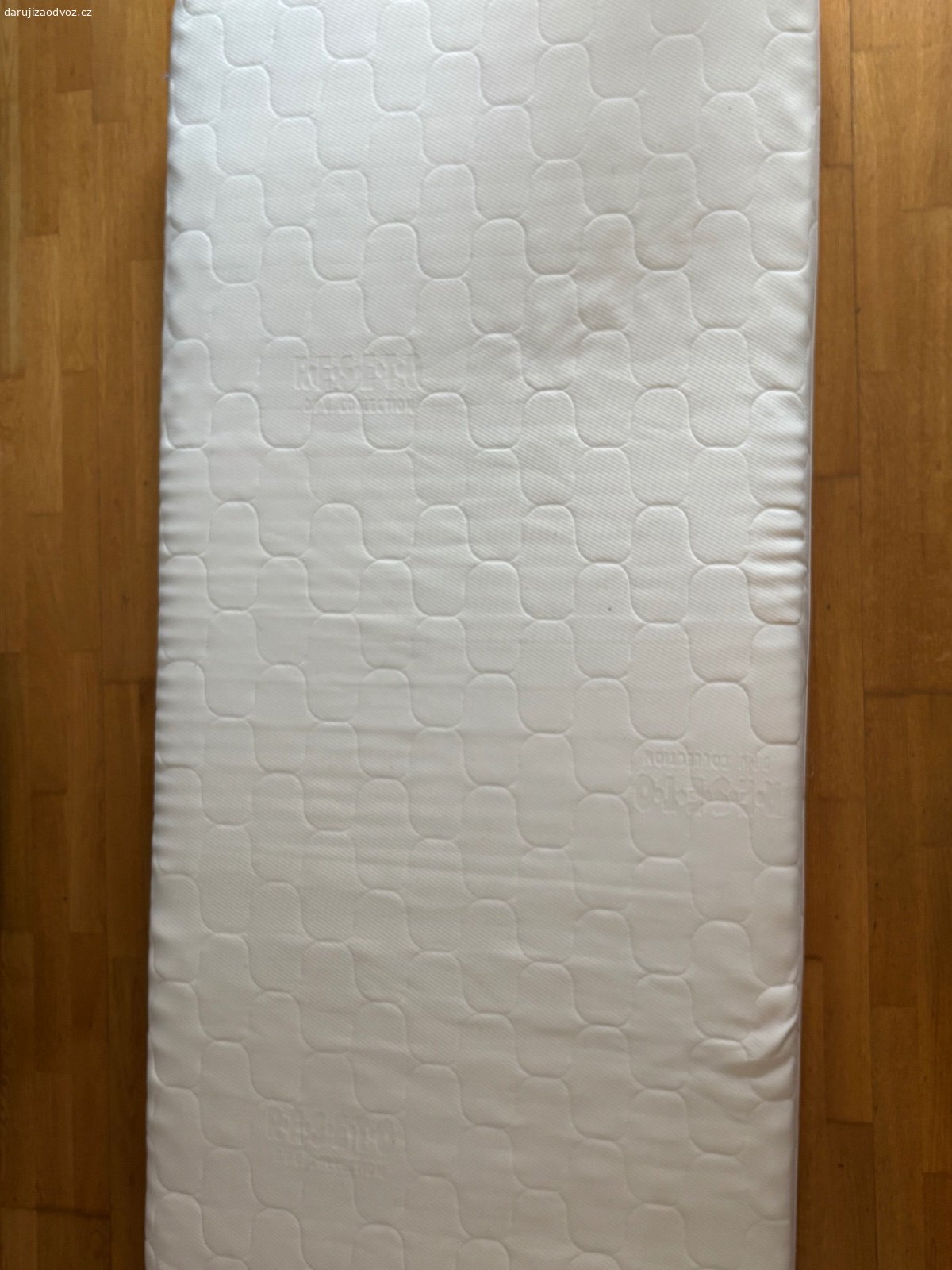 Daruji matraci. Pozor! Posledni matrace k darovani 185x90 cm. K vyzvednuti na Praze 3.