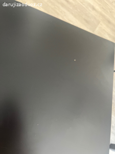 Daruji menší IKEA stolek