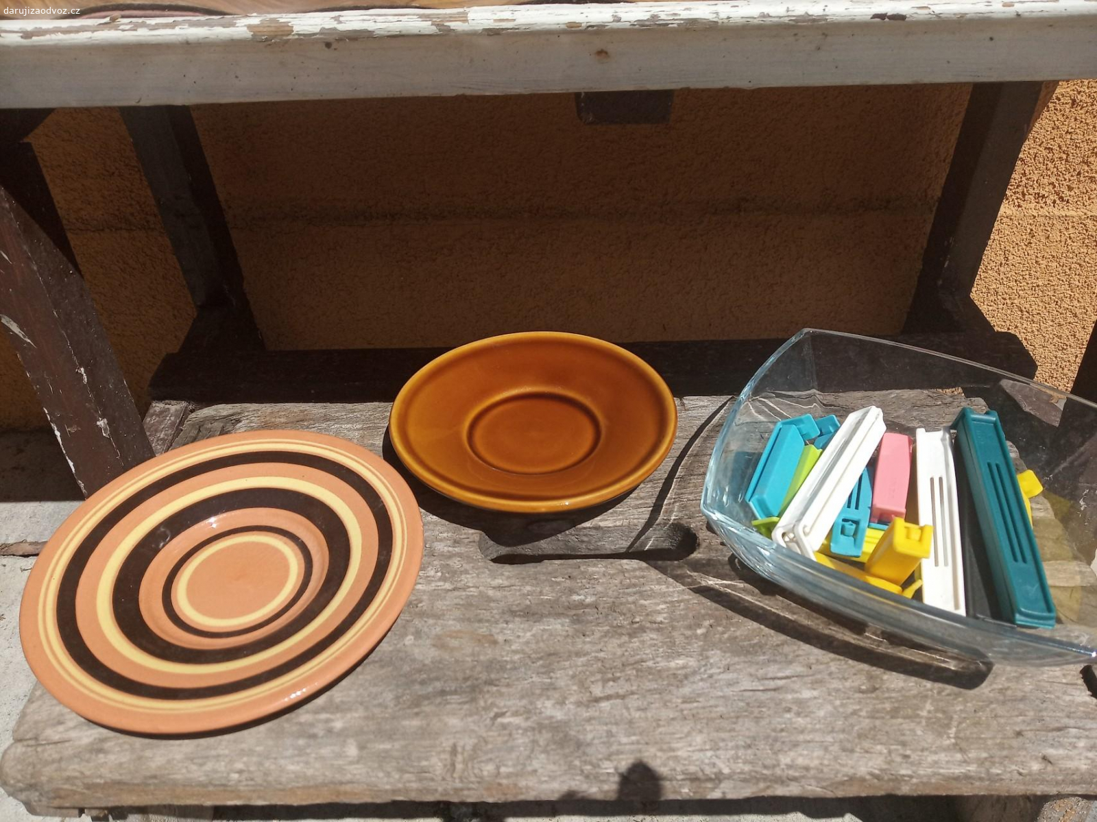 Daruji mix nádobí NEZASÍLÁM. Daruji hrnec, hrníčky, vázy, atd.
Nevyužijeme. Volejte, na SMS nereaguji. K dispozici 8-18 hod, kromě nedělí.