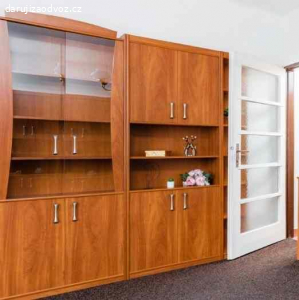 Daruji nábytek do obývacího pokoje