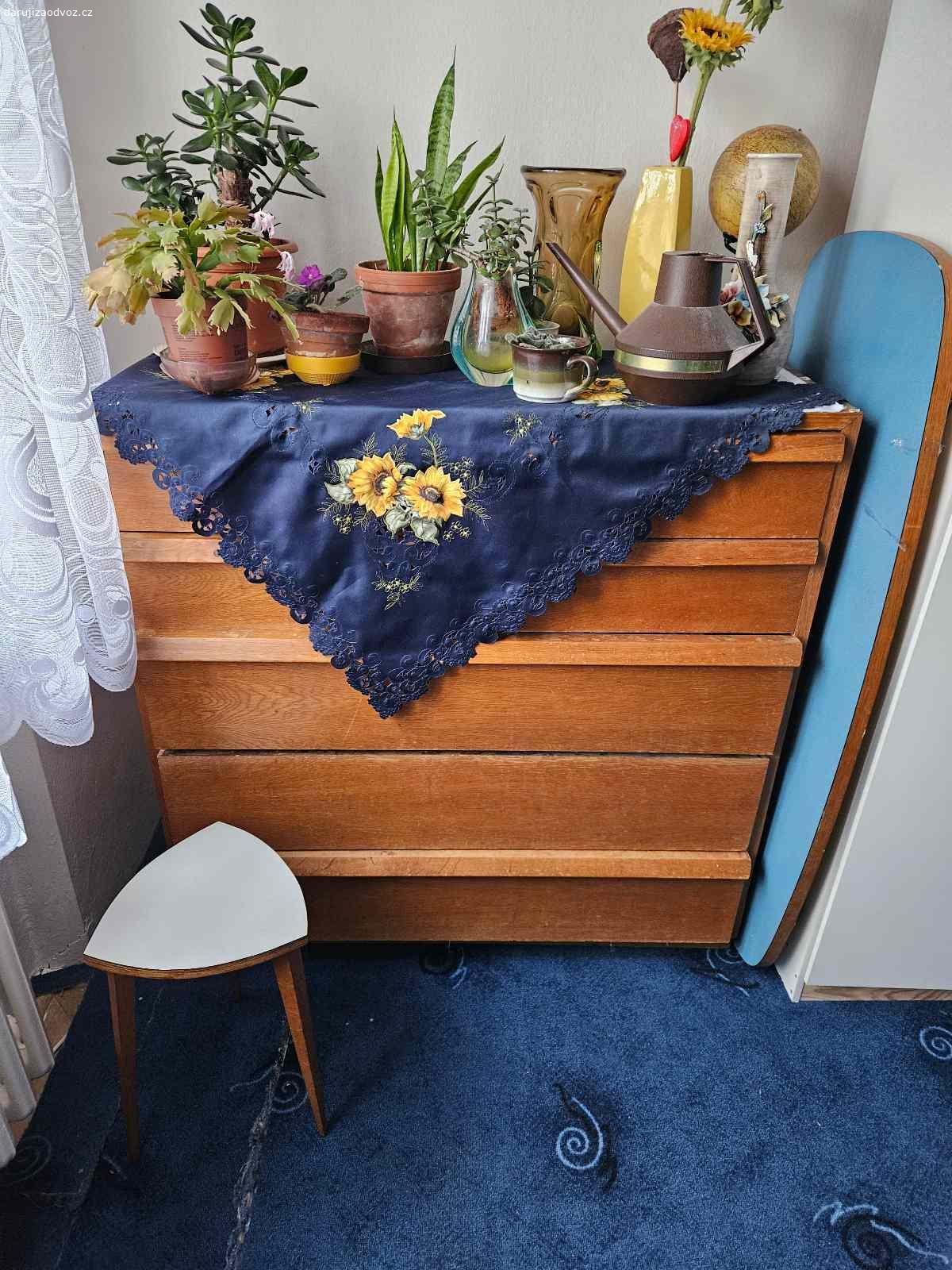 Daruji nábytek. Daruji