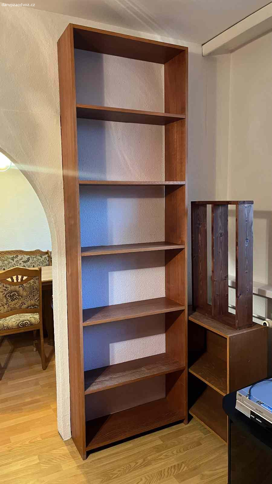 Daruji nábytek. Dobrý den, daruji různý nábytek viz.fotky v dobrém stavu. Důvod prodeje je nutný rychlý prodej bytu, ve kterém se nábytek nachází.