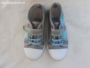 Daruji nenošené dětské plátěnky