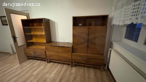 Daruji obývací stěnu, stolek a jídelní stůl