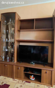 Daruji obývací stěnu