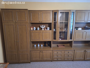 Daruji obývací stěnu