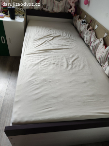 Daruji postel 90x200